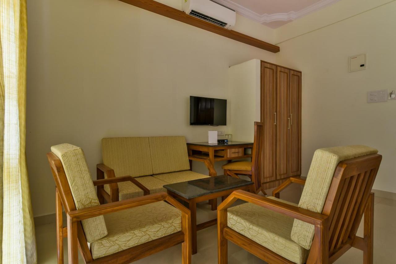 Sonikas Holiday Homes Candolim Luaran gambar